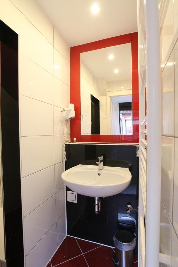 שווצינגן Gaestehaus Kronenstrasse מראה חיצוני תמונה